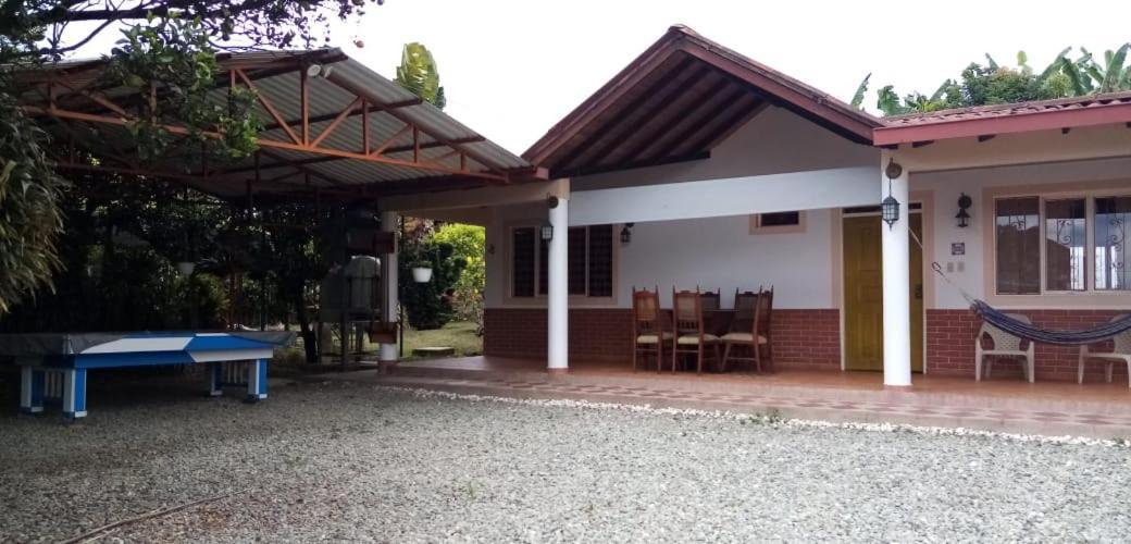 Hotel Campestre Las Bailarinas Armenia  Eksteriør billede