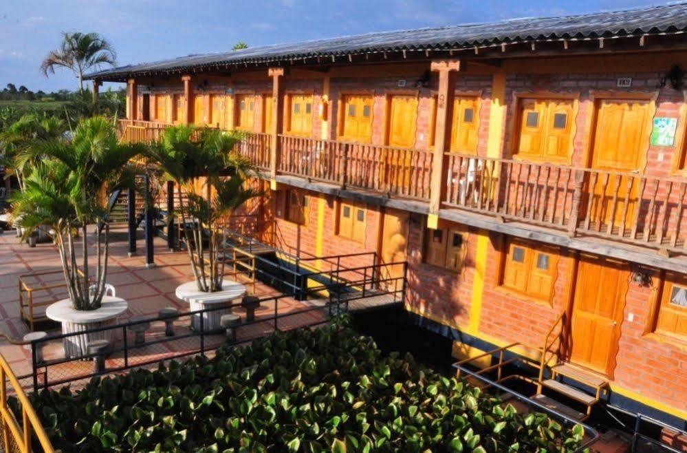 Hotel Campestre Las Bailarinas Armenia  Eksteriør billede